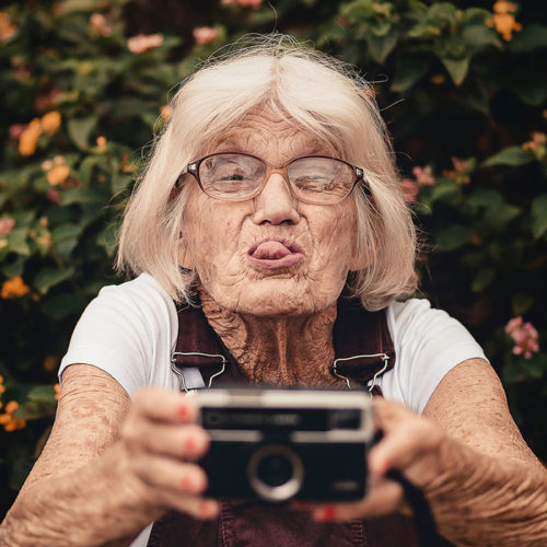 Savieses càmera en mà